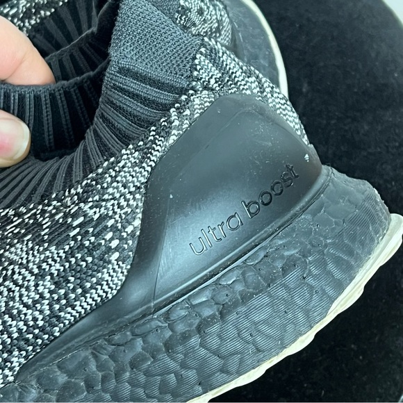 adidas Ultra Boost Uncaged oreo Black White men’s sneaker size 10 - Picture 8 of 11